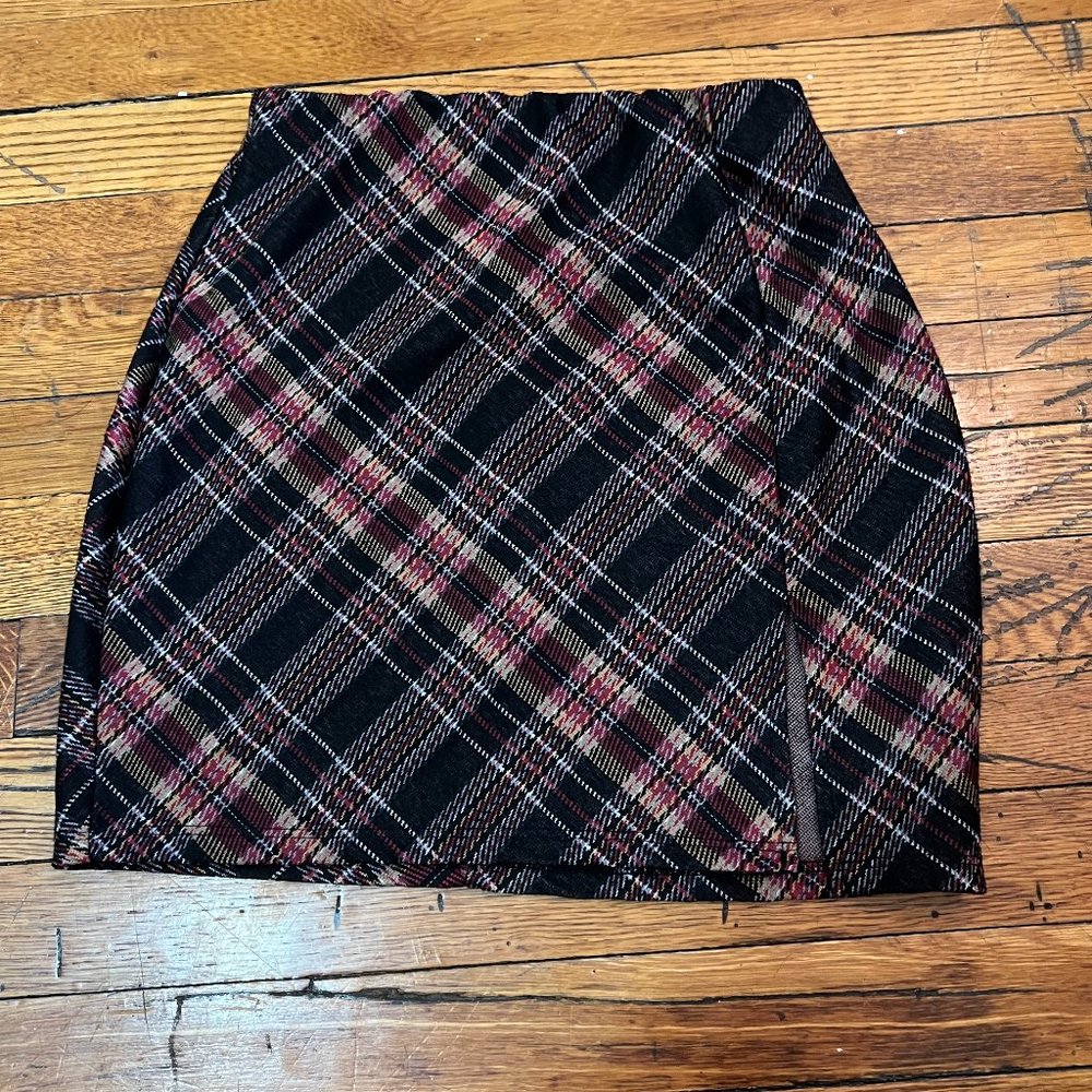 Fashion Nova Red Plaid Miniskirt Size M